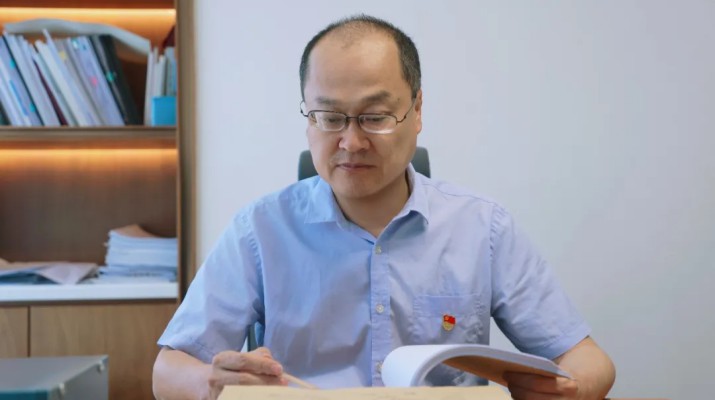 身邊的“優秀黨務工作者”